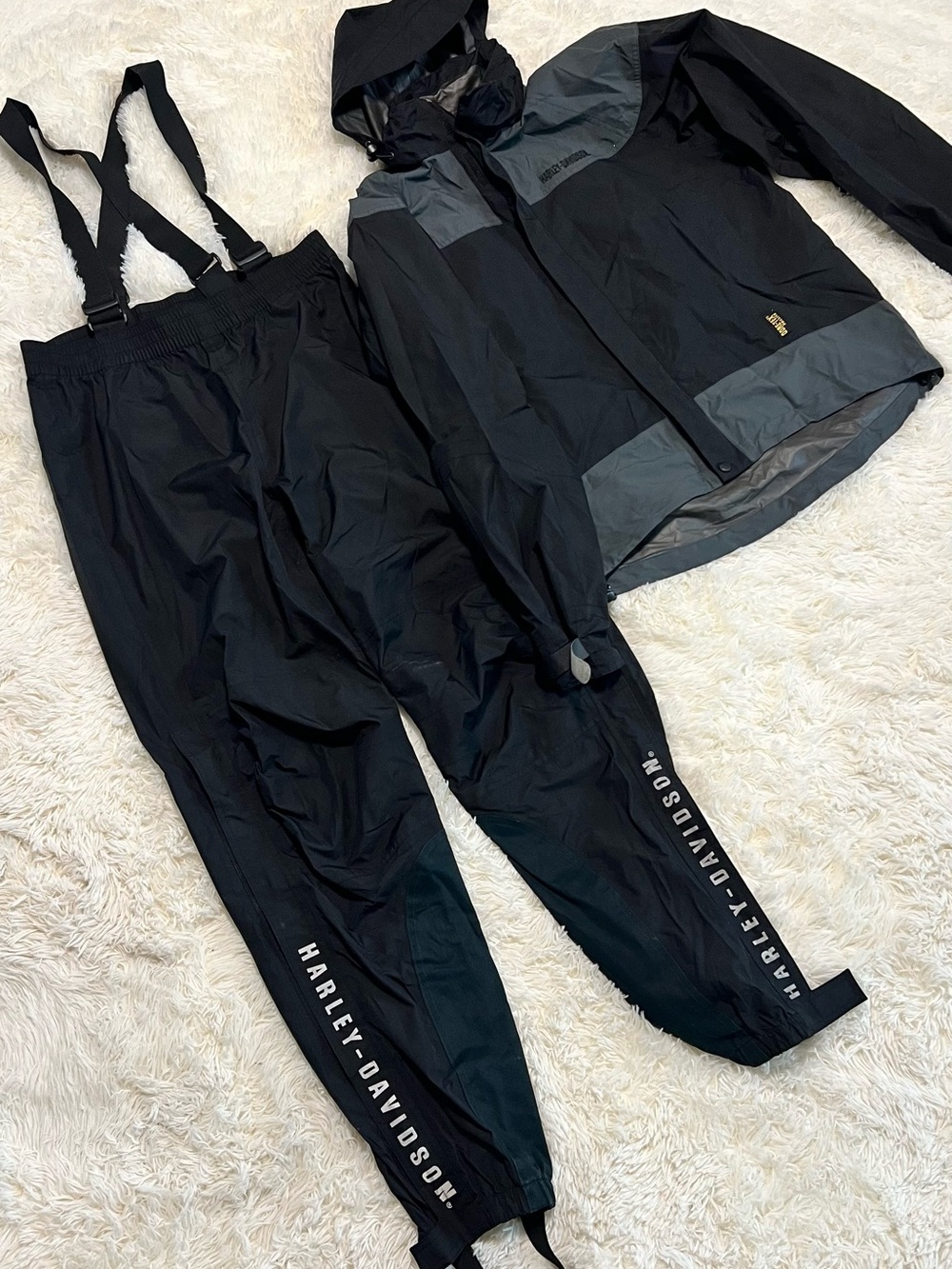 Harley-Davidson Waterproof Riding Set - Picture 2 of 14